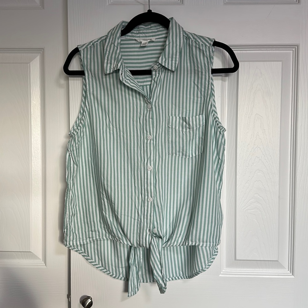 Beachlunchlounge medium front tie green stripe tankt